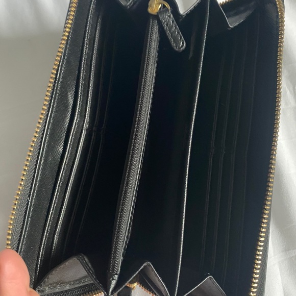 COACH Authentic Black Leather Zipper Wallet - Picture 1 of 3